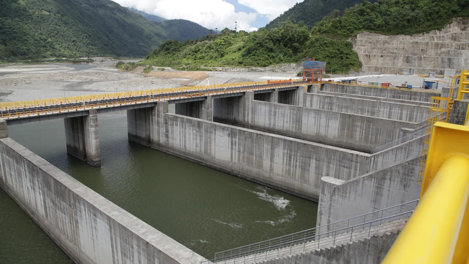 厄瓜多尔科卡科多辛克莱(Coca Codo Sinclair)水电工程建设设施